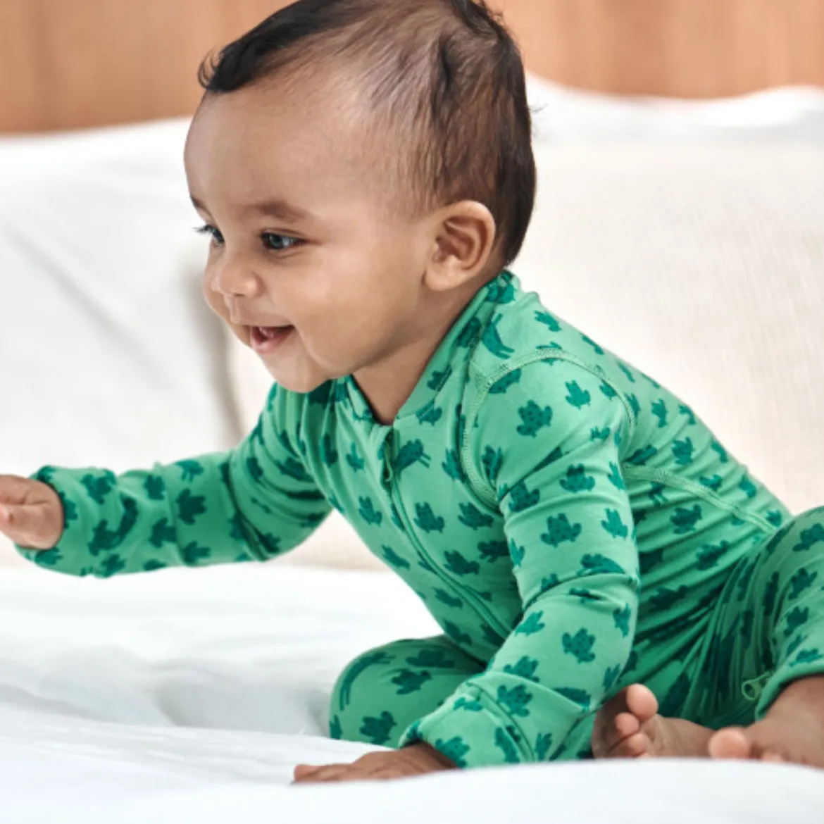 Baby 2-Way Zip Sleeper in HannaSoft