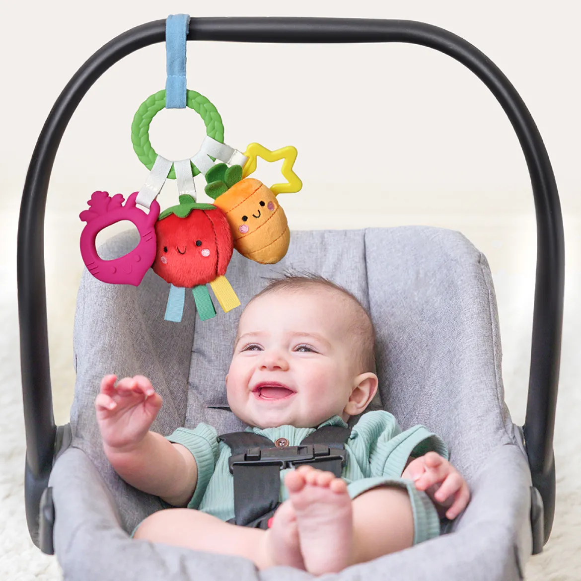 Bitzy Busy Ring Teething Activity Toy