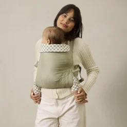 Buckle Carrier