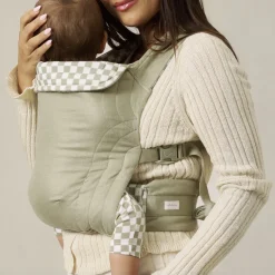 Buckle Carrier