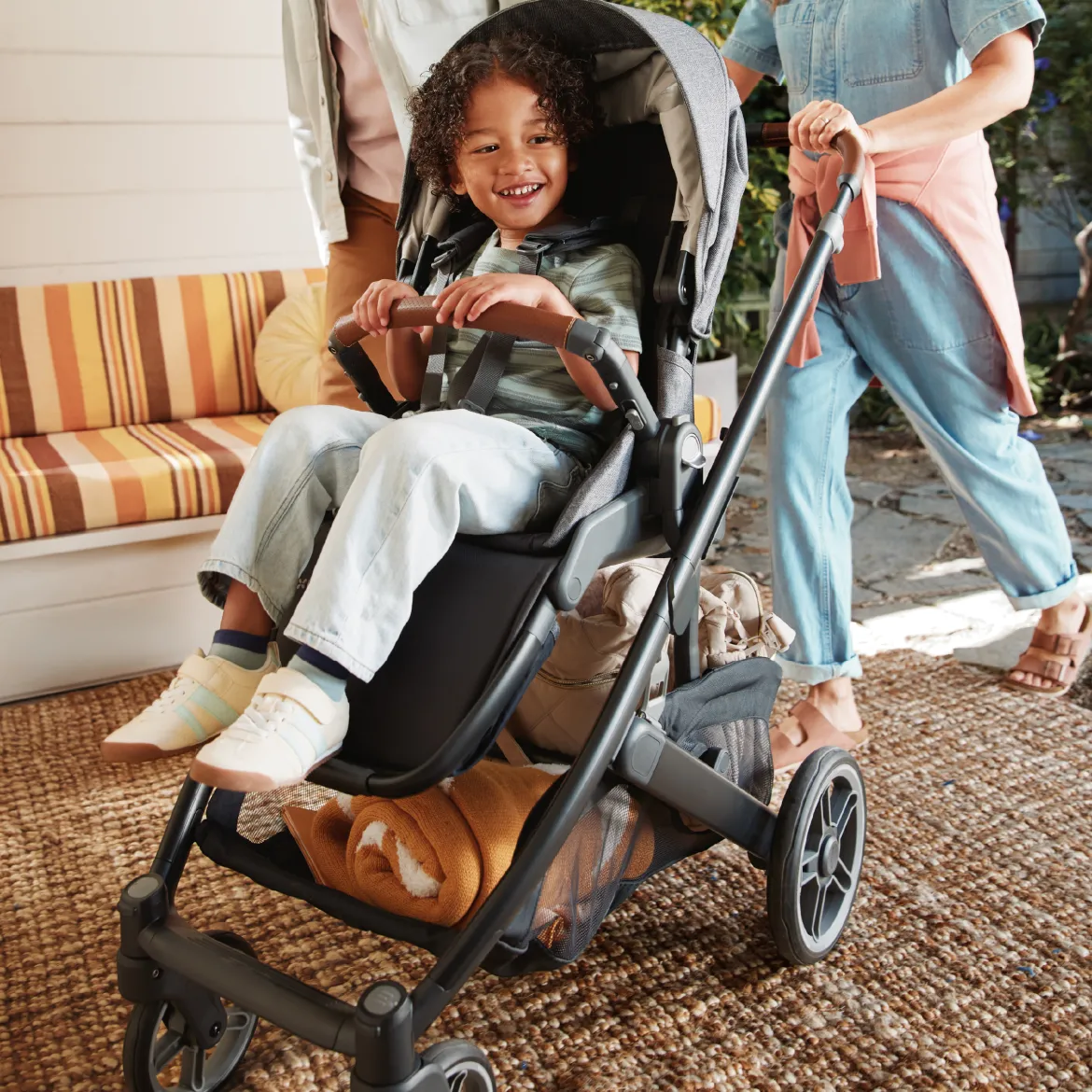 Cruz V3 Stroller