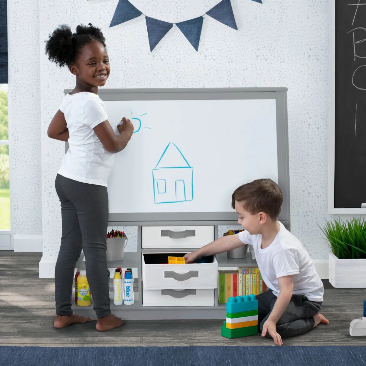 Deluxe Double-Sided Easel & Storage Unit