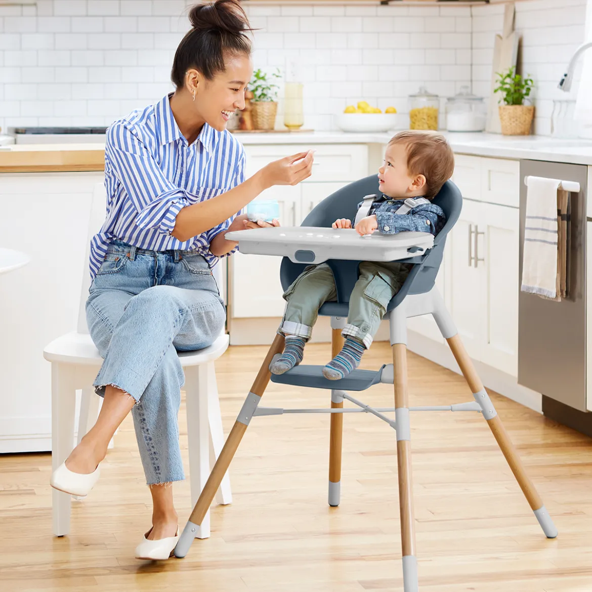 EON 4-In-1 Multi-Stage High Chair