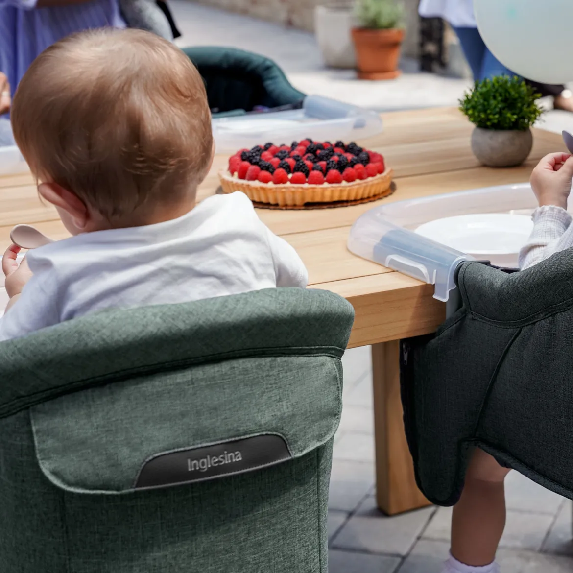 Fast Table Chair