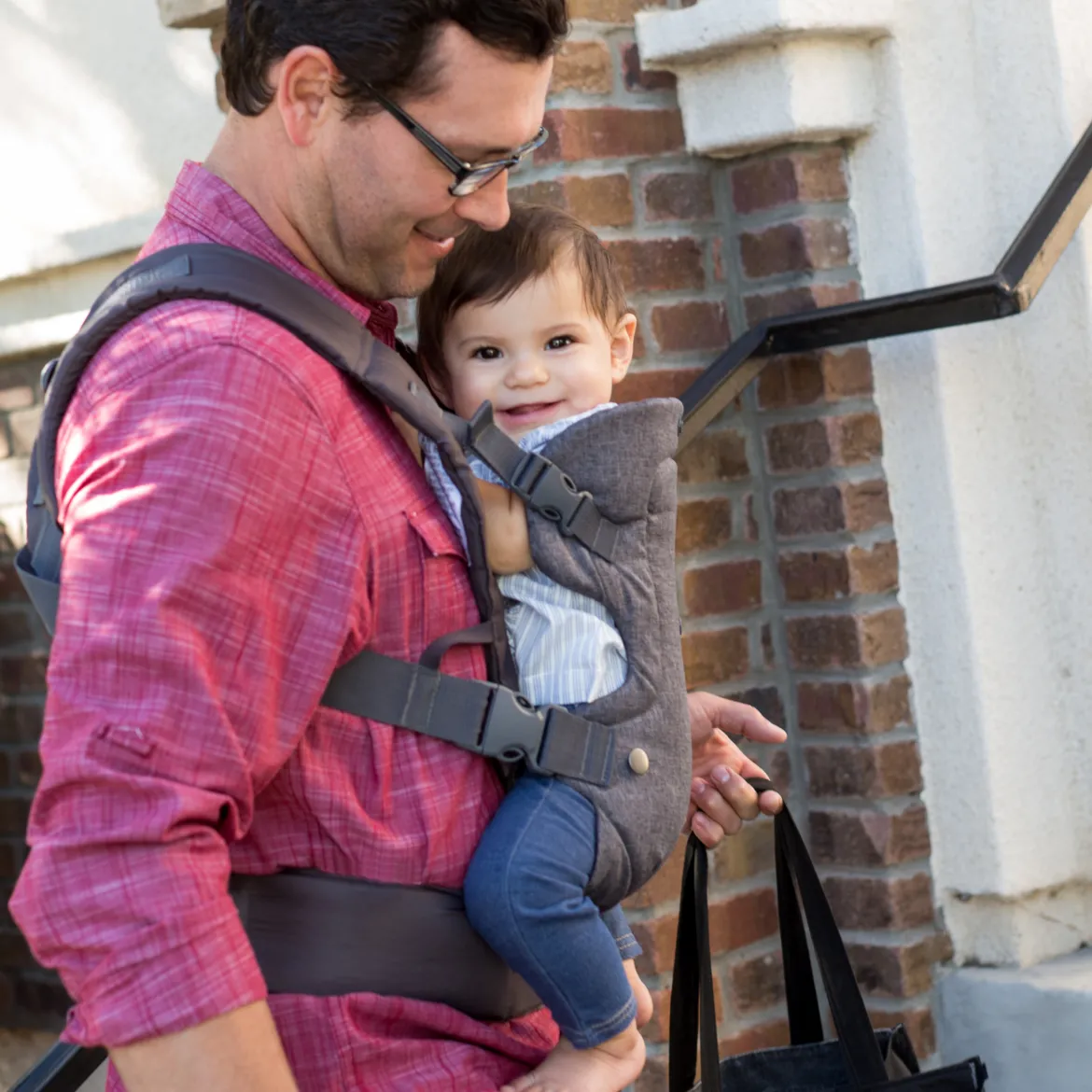 Flip 4-In-1 Convertible Carrier