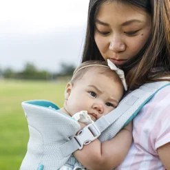 Flip 4-In-1 Mesh Convertible Carrier