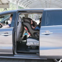 Fllo Convertible Car Seat