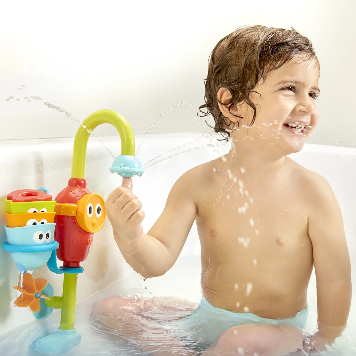 Flow 'N' Fill Spout Bath Toy