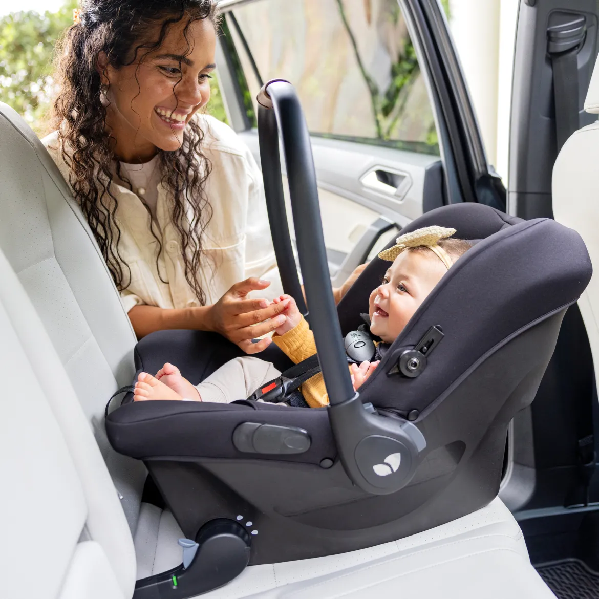 Ginger And Mint Latch Travel System
