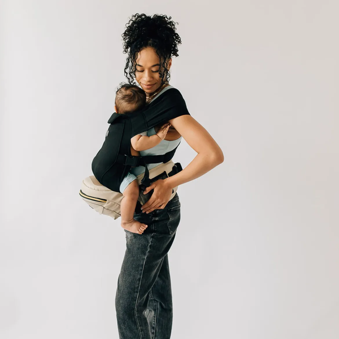 Hip Seat Carrier