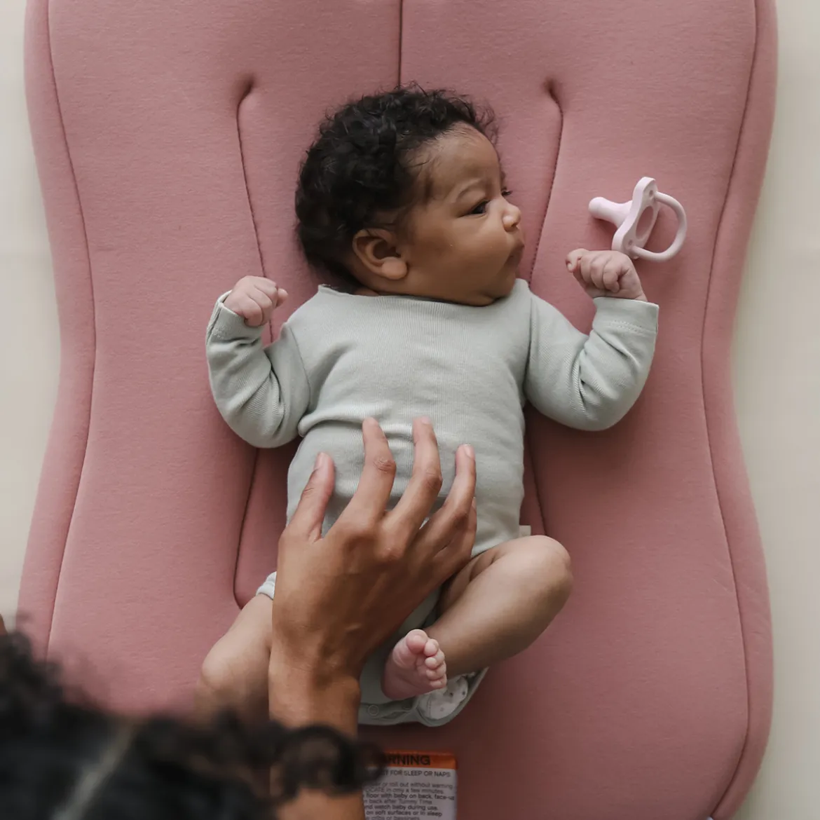 Infant Lounger Curve