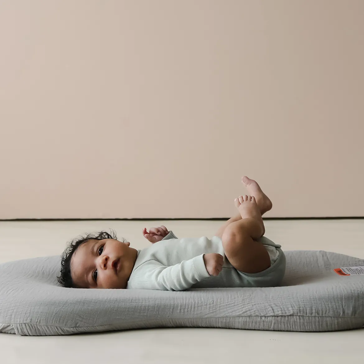 Infant Lounger Curve Muslin Cover