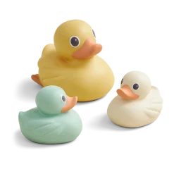 Itzy Ducky Family Bath Toys