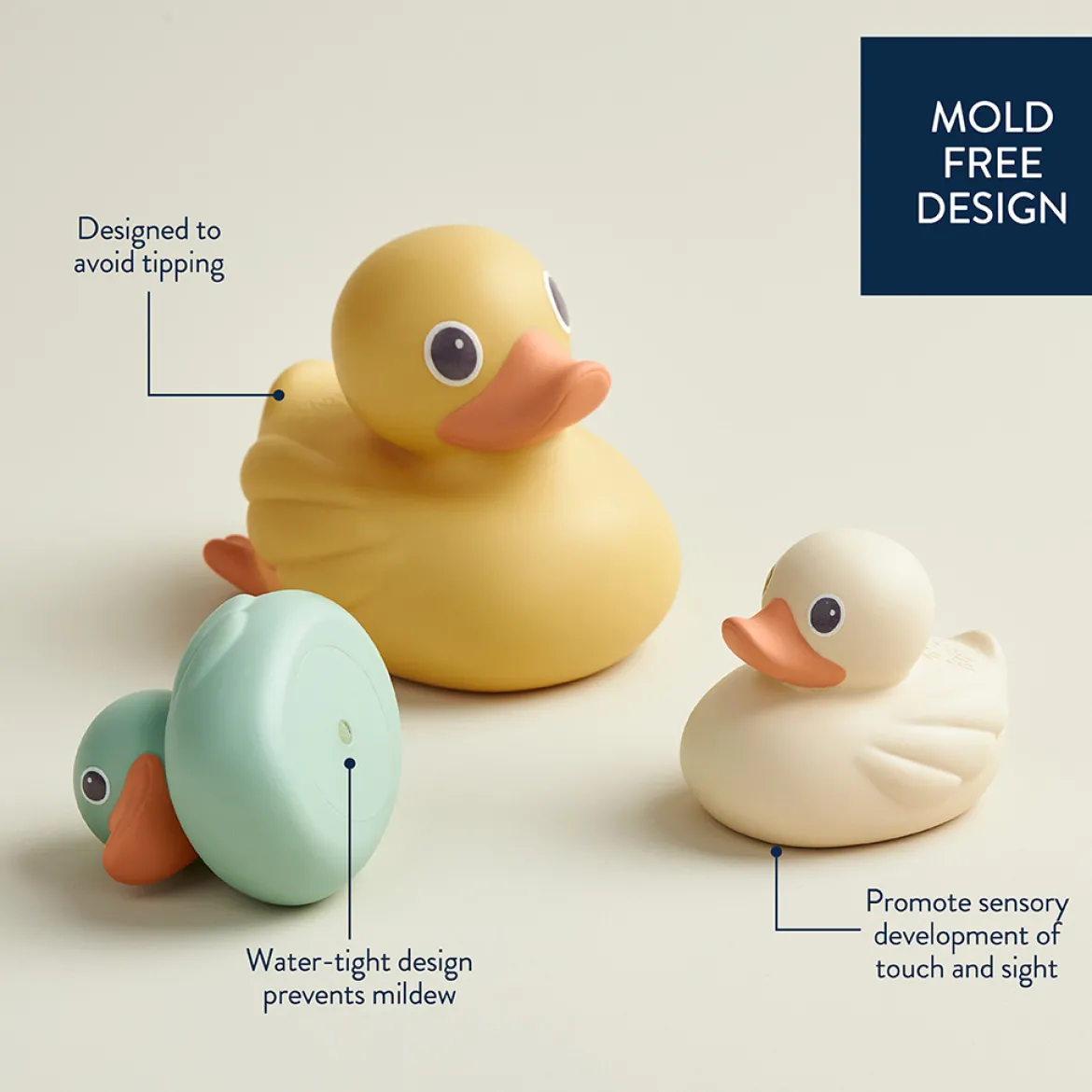 Itzy Ducky Family Bath Toys