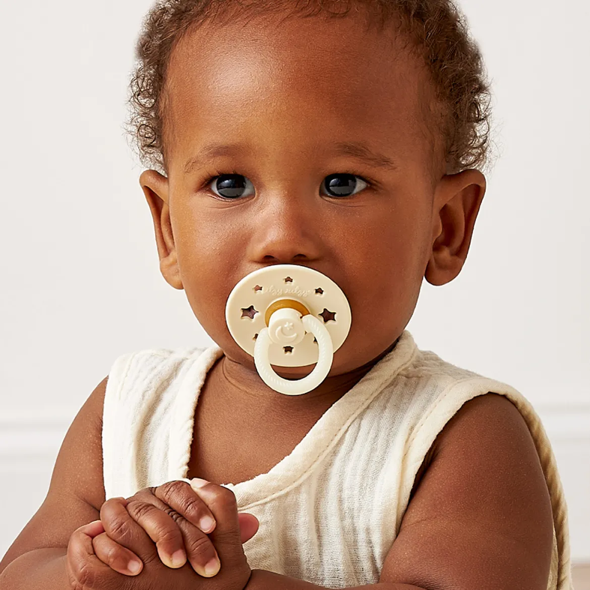 Itzy Soother Glow in the Dark Natural Rubber Pacifier