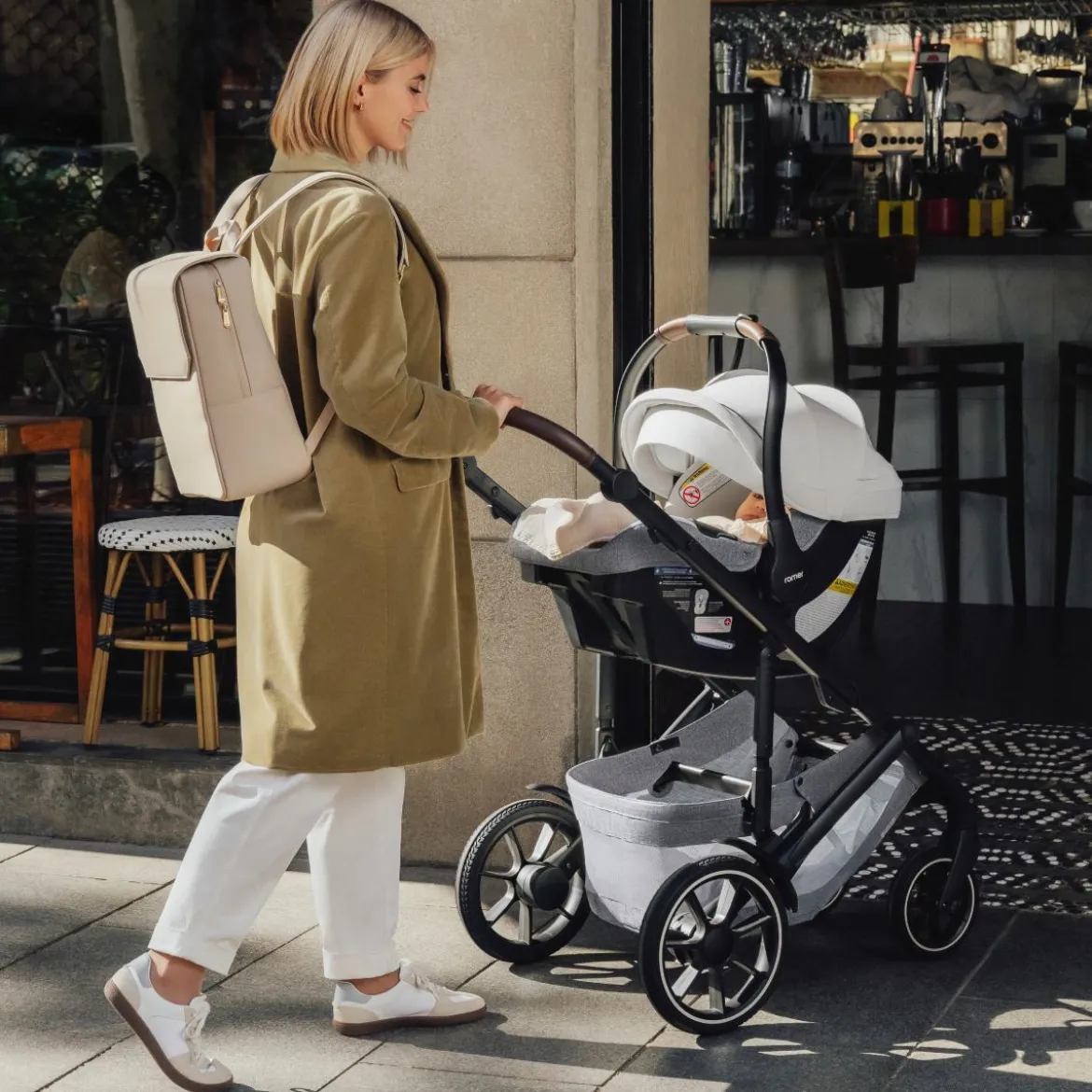 Juni Infant Car Seat with Versa Base