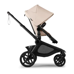 Kangaroo Seat Stroller & Bassinet Bundle