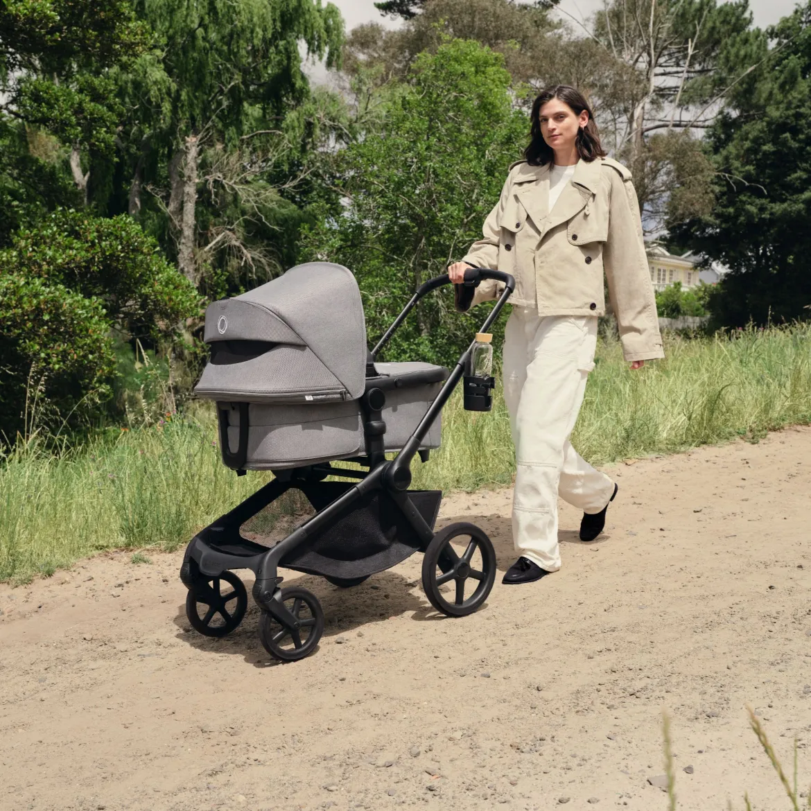Kangaroo Seat Stroller & Bassinet Bundle
