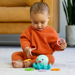 Light Up Ring Catcher Bath Toy