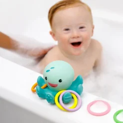 Light Up Ring Catcher Bath Toy