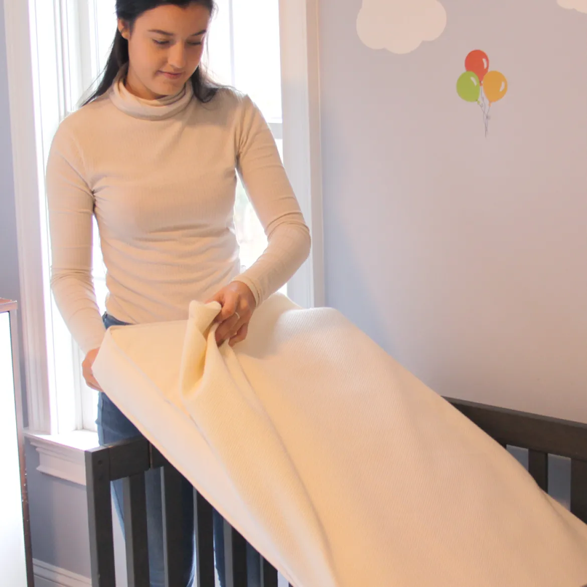 Mini Origami Crib & Mini Organic Mattress Bundle