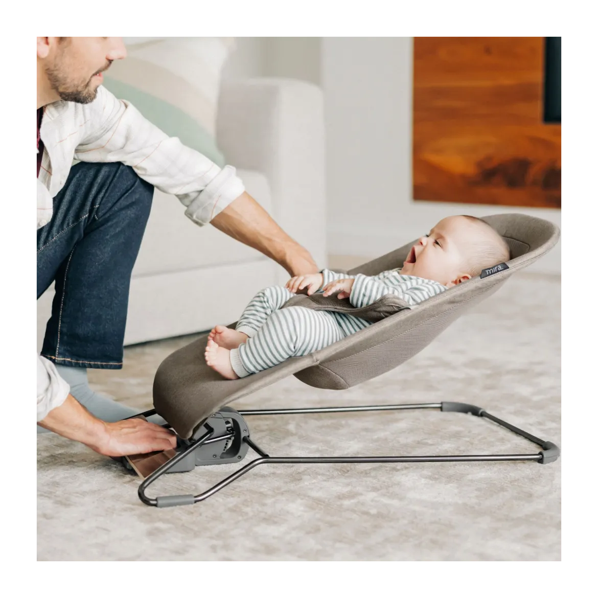 Mira 2-in-1 Bouncer and Seat & Toy Bar Bundle