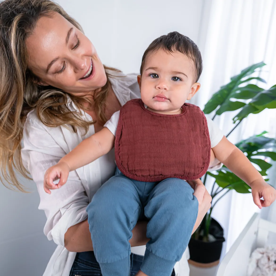 Muslin Bibs with Adjustable Snaps (4 Pack)