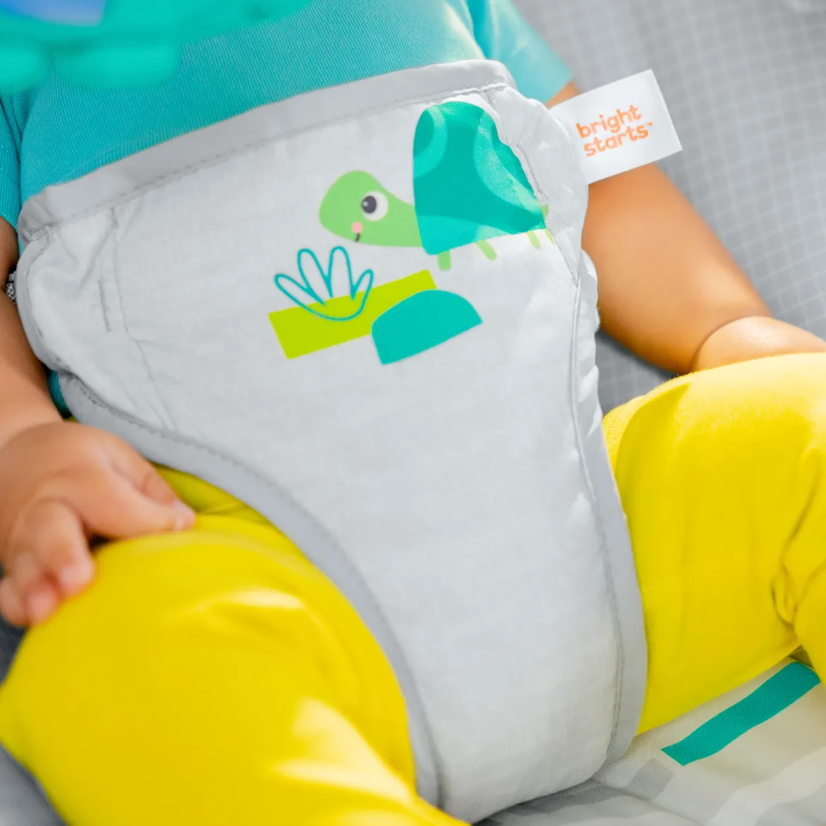 Playful Paradise Vibrating Baby Bouncer with Toys