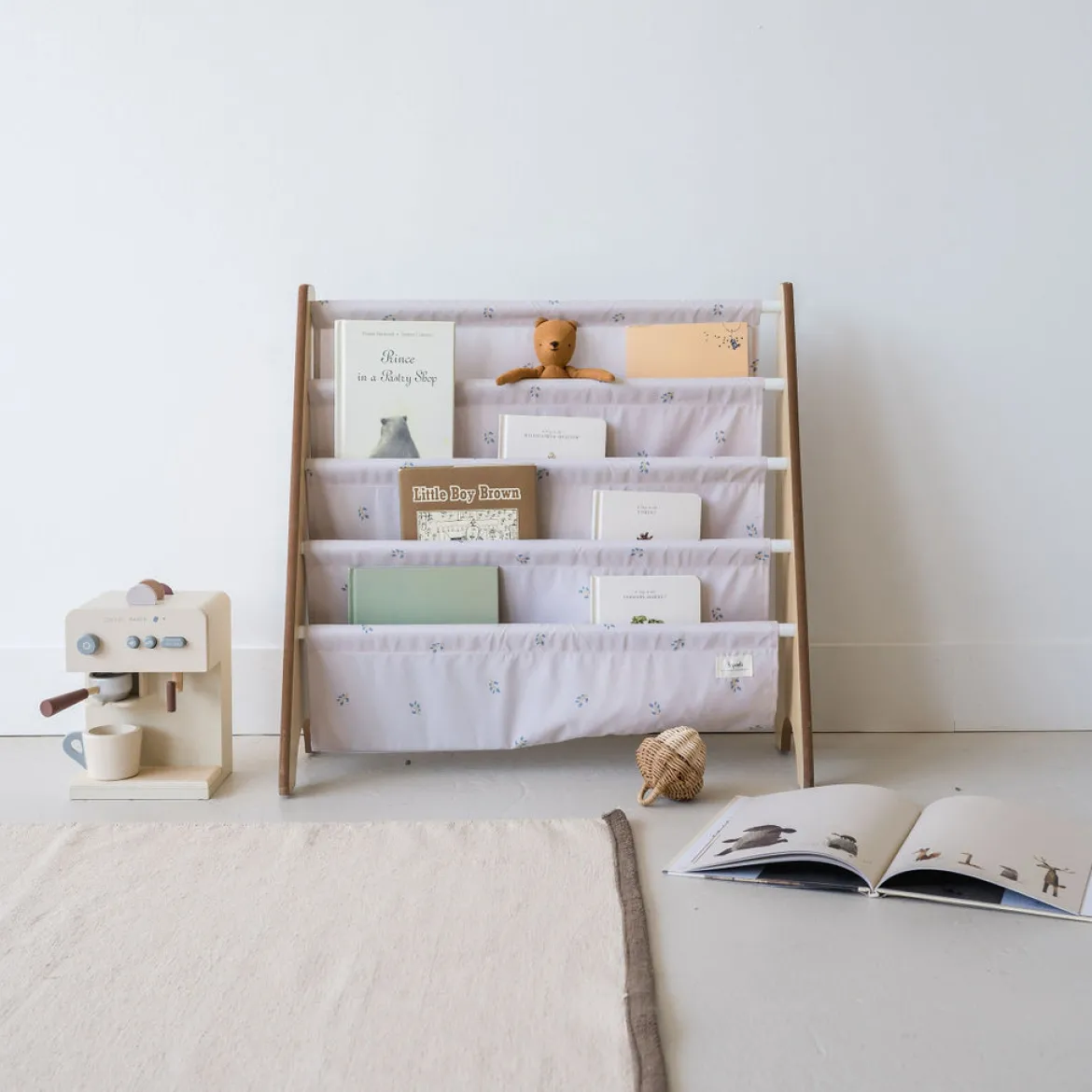 Recycled Book Rack
