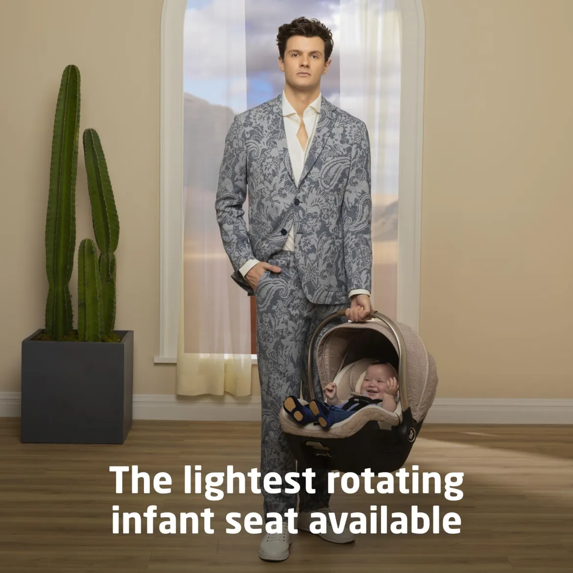 The Kindred Collection Peri 180 Rotating Infant Car Seat