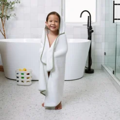 The Organic Hooded Towel