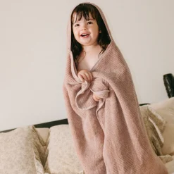 The Organic Ribbed Hooded Towel