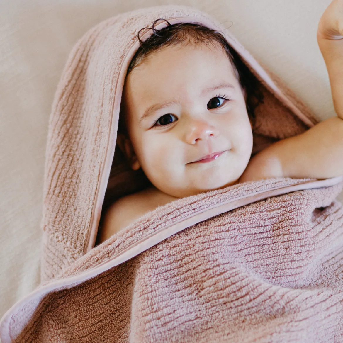 The Organic Ribbed Hooded Towel