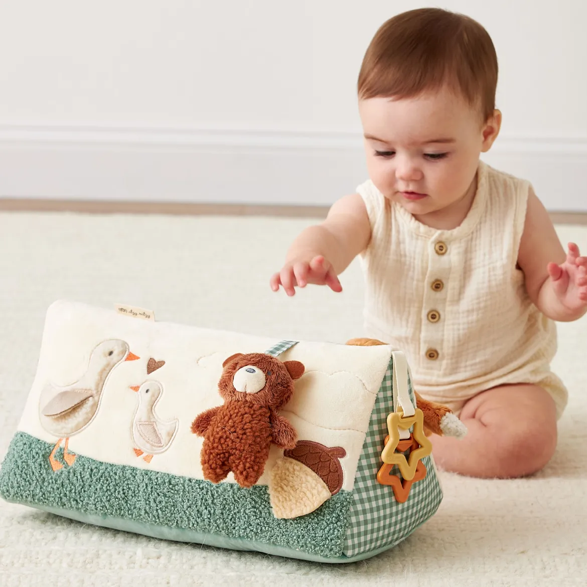 Tummy Time Wedge Woodland