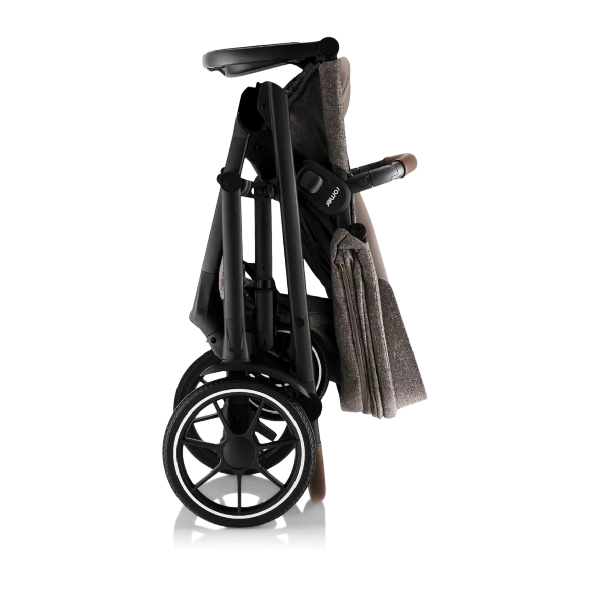 Tura Stroller