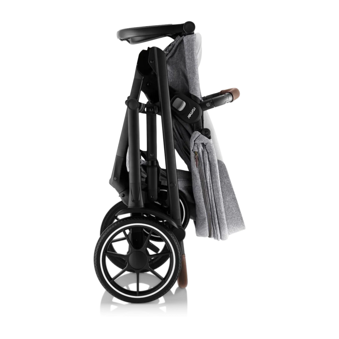 Tura Stroller