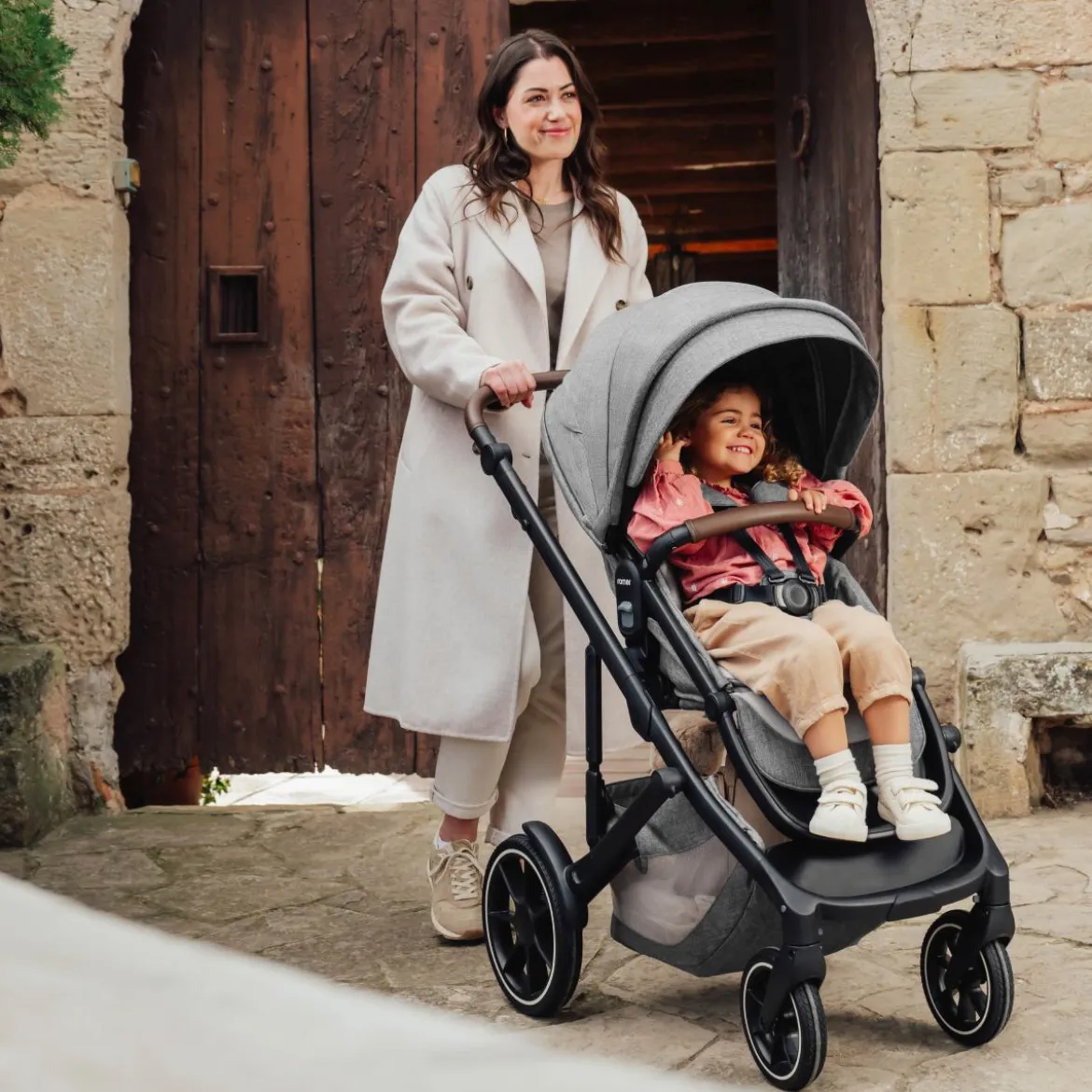 Tura Stroller