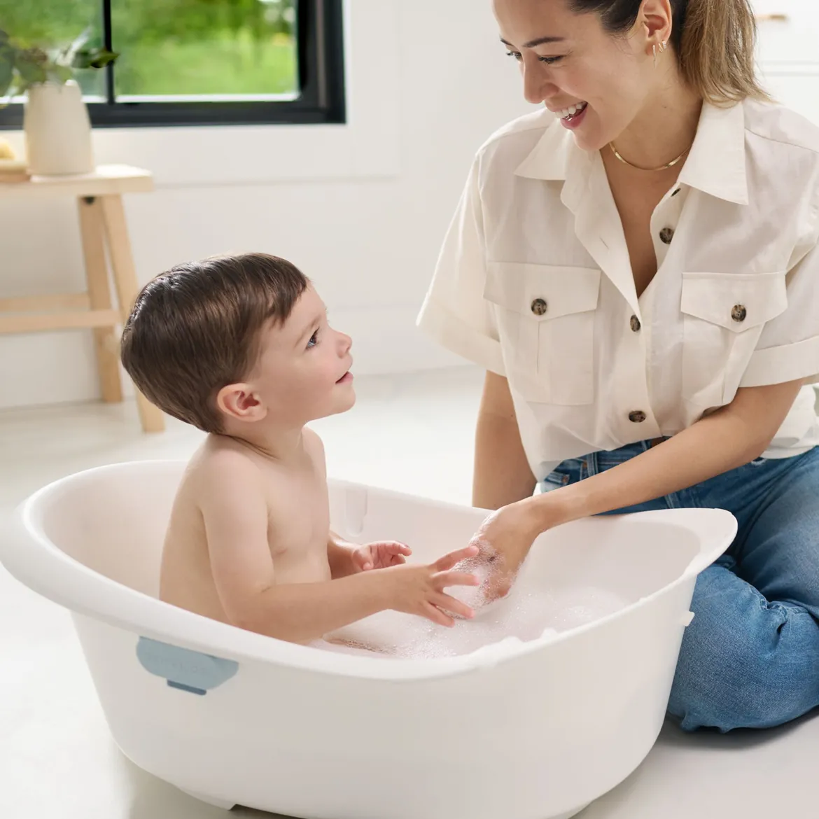 Wave 4-in-1 Baby Bath Tub